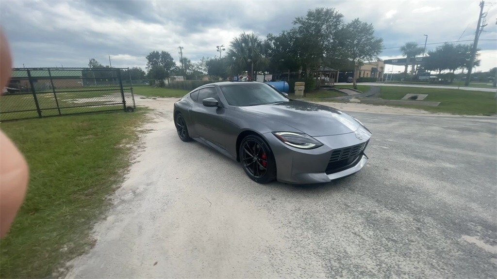 2025 Nissan Z Performance photo 2