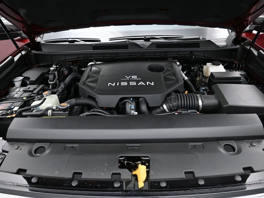 2025 Nissan Armada Platinum - Photo 31