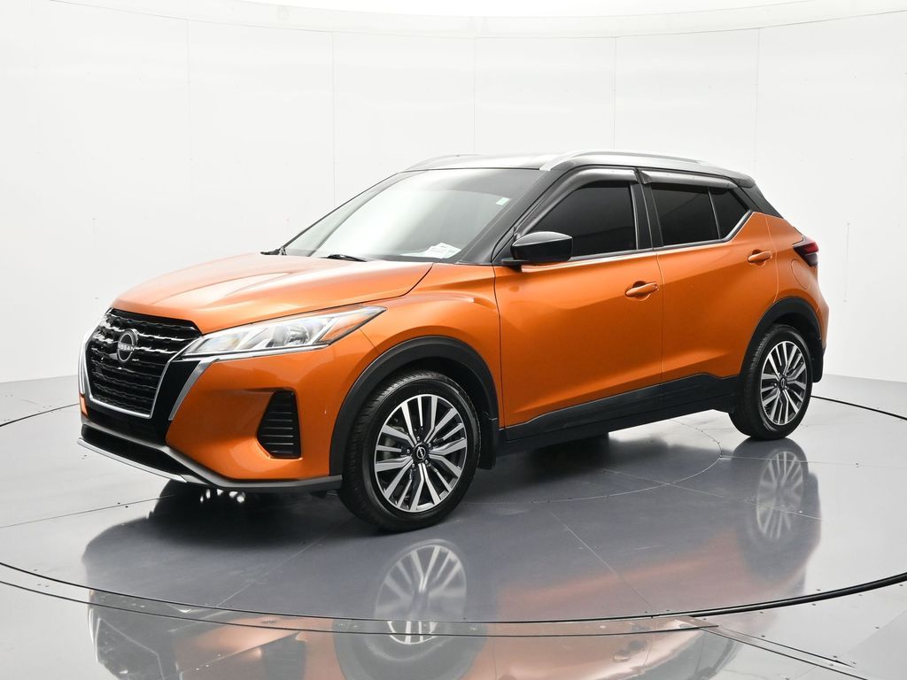 2022 Nissan Kicks SV