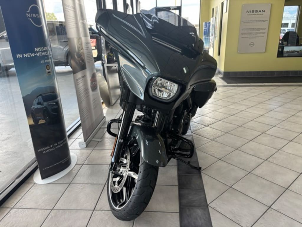 Used 2025 Harley-Davidson   Motorcycle