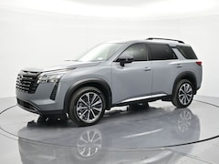 2026 Nissan Pathfinder Platinum SUV
