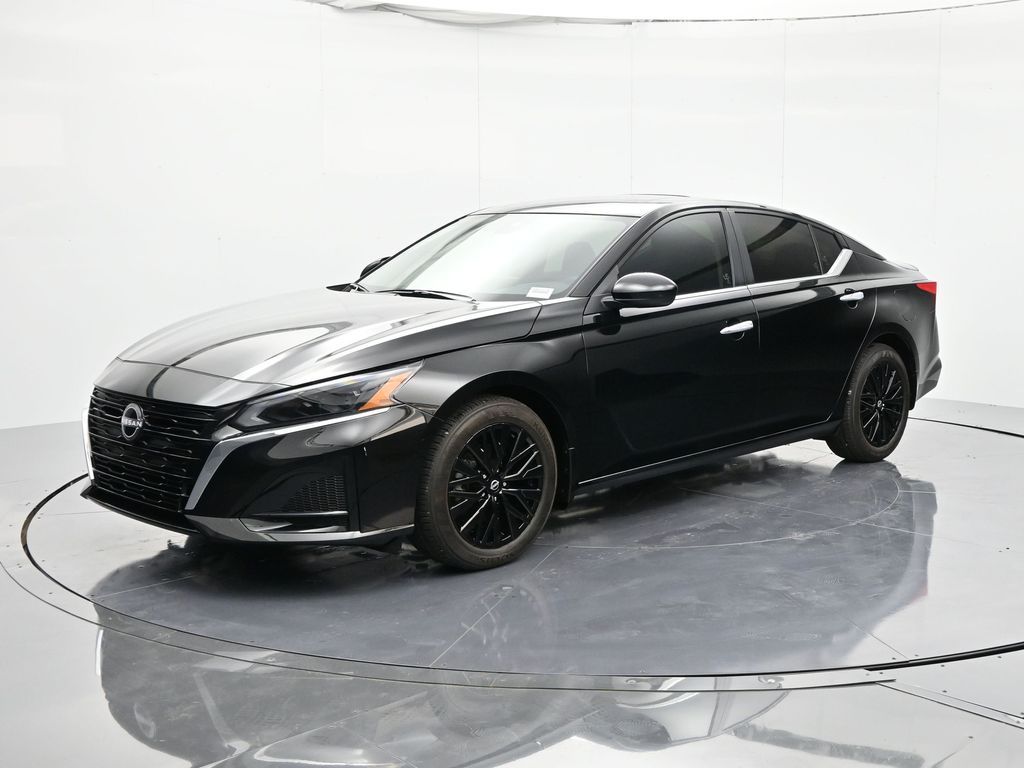2025 Nissan Altima Sedan 