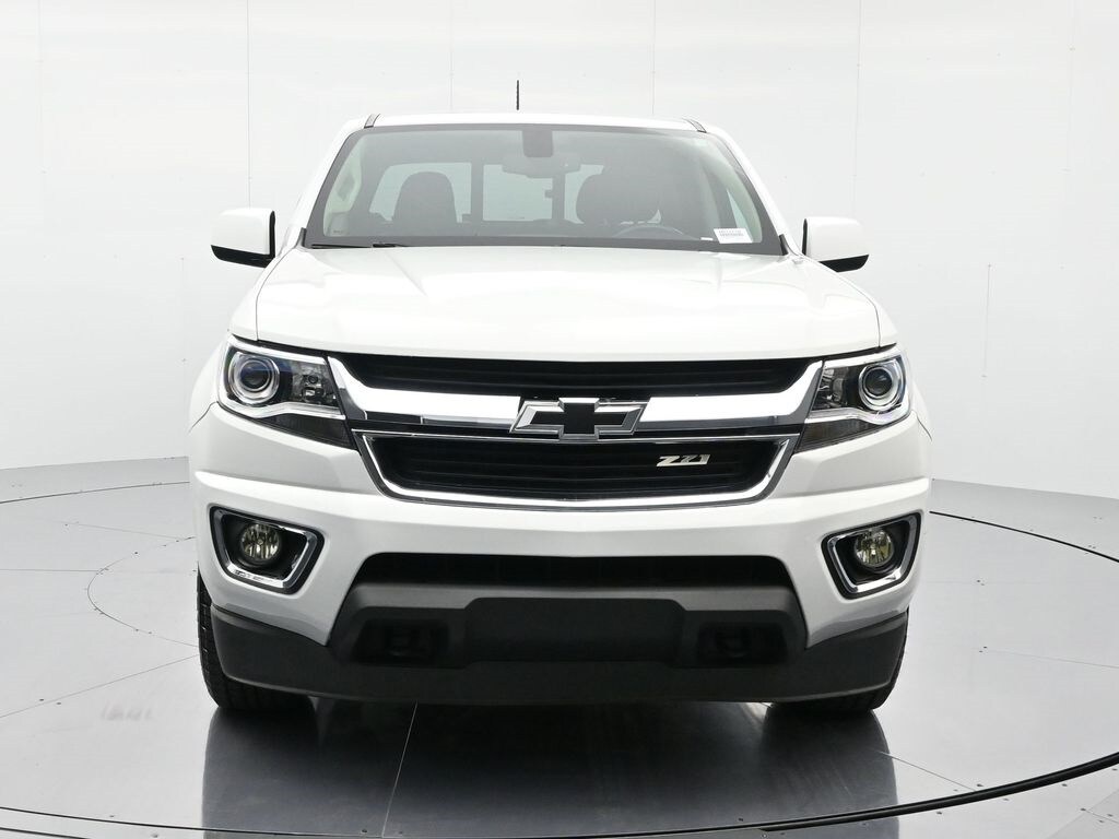 2019 Chevrolet Colorado Z71 photo 2