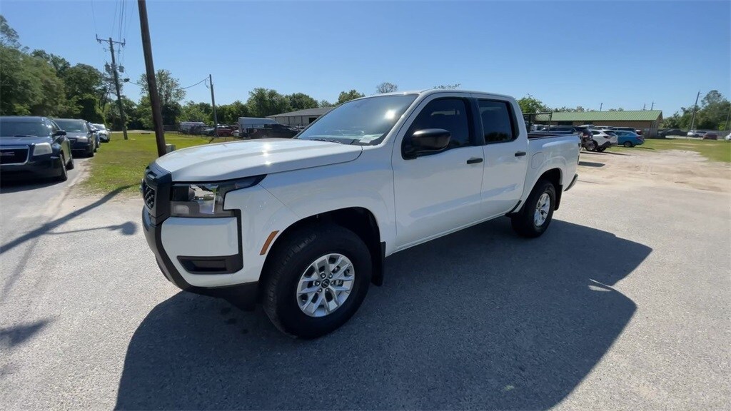 2025 Nissan Frontier S photo 4