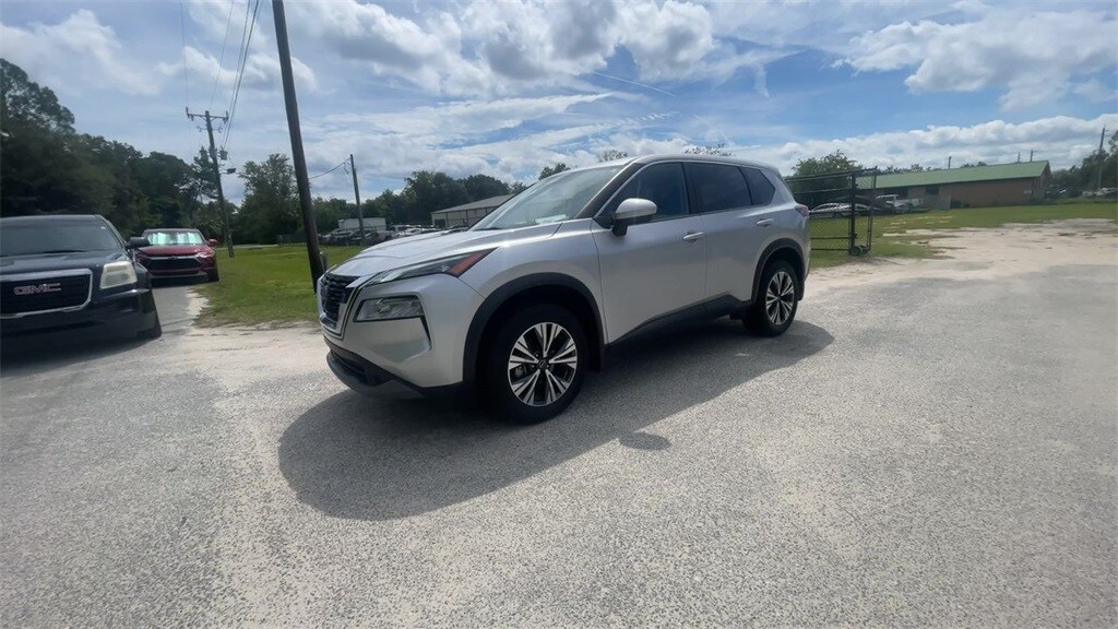 2023 Nissan Rogue SV photo 4