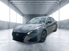 2025 Nissan Altima SR Sedan