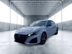 2025 Nissan Altima SR Sedan
