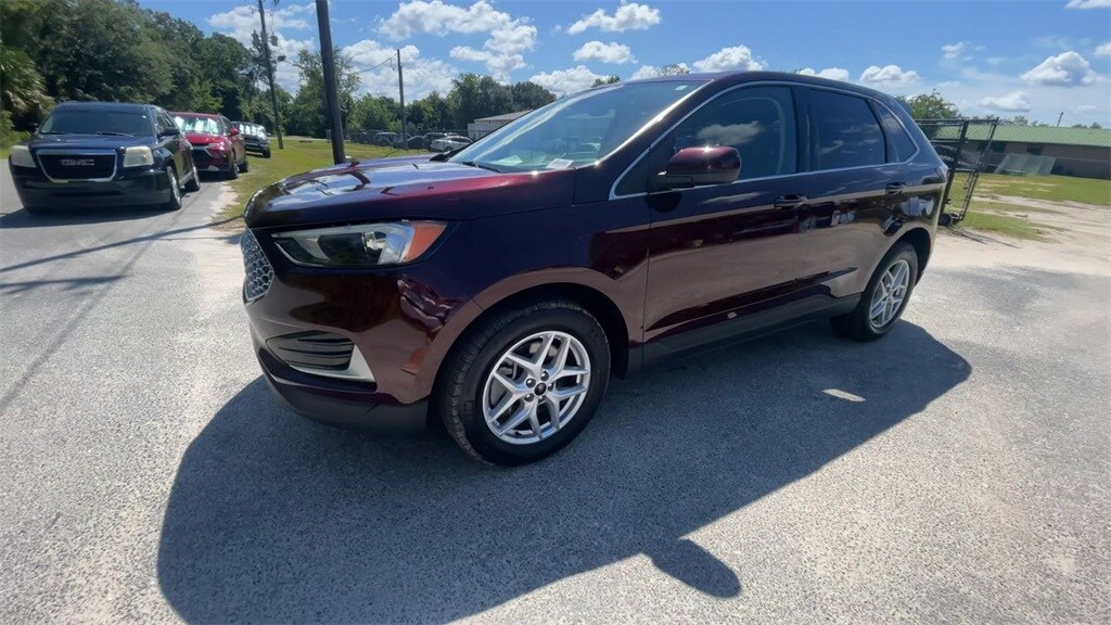 2024 Ford Edge SEL photo 4