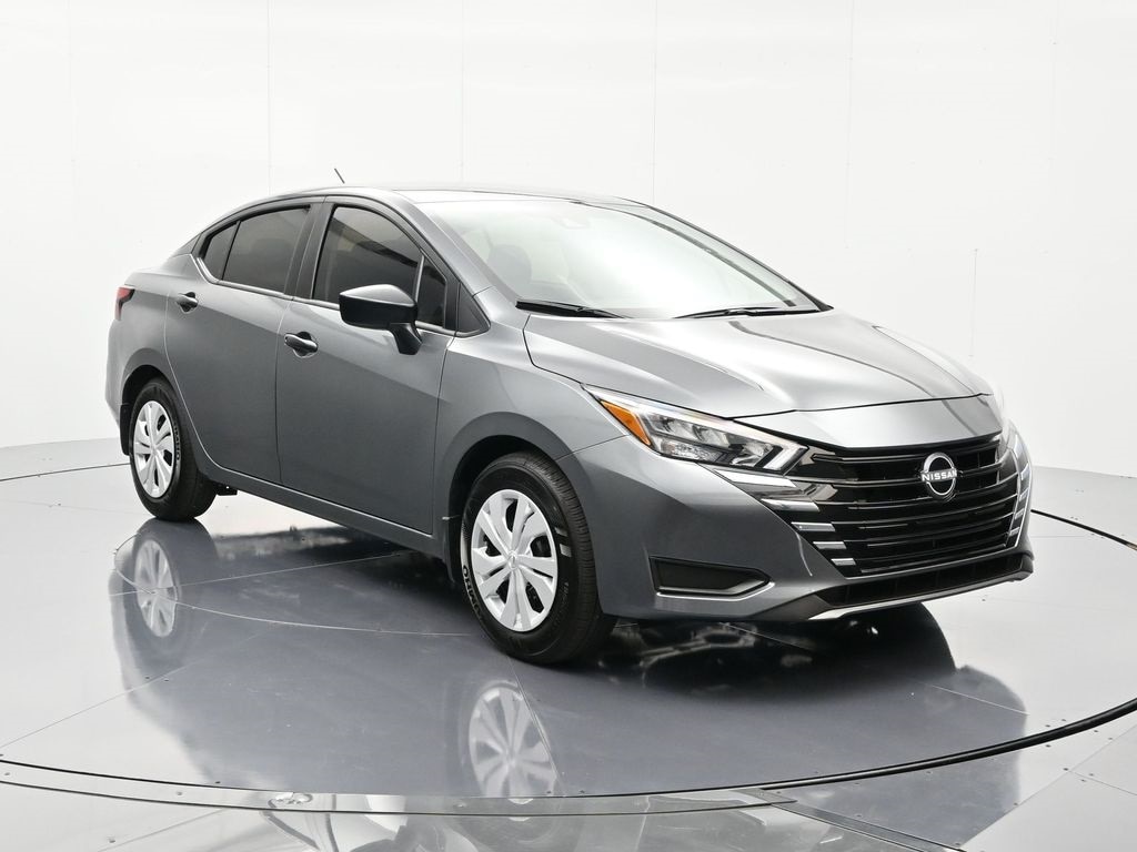 New 2025 Nissan Versa 1.6 S Sedan