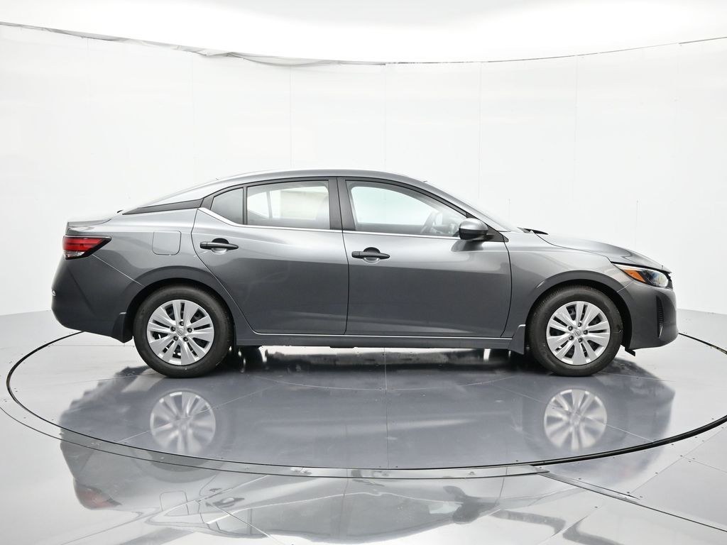 2025 Nissan Sentra S - Photo 5