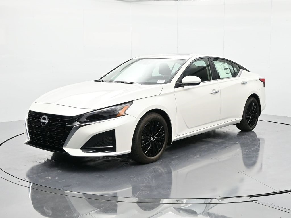 2025 Nissan Altima Sedan 