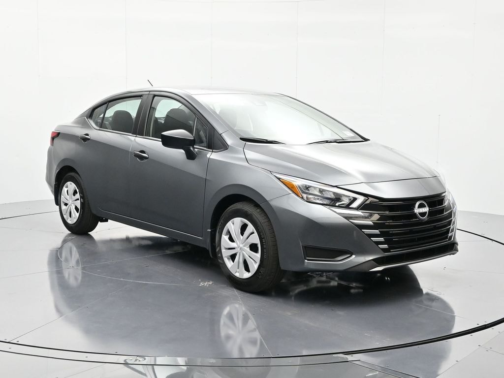 New 2025 Nissan Versa 1.6 S Sedan