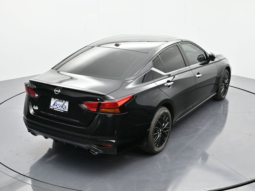 2025 Nissan Altima SV - Photo 33