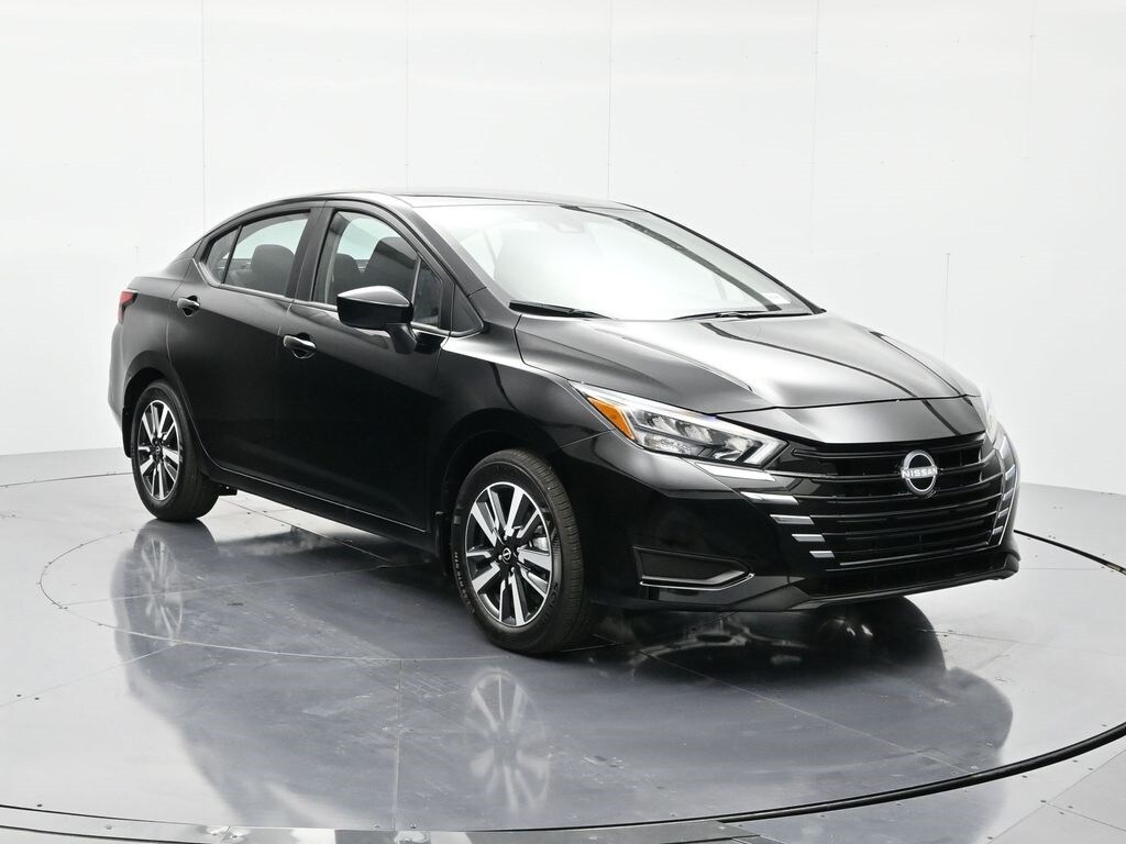 New 2025 Nissan Versa 1.6 SV Sedan