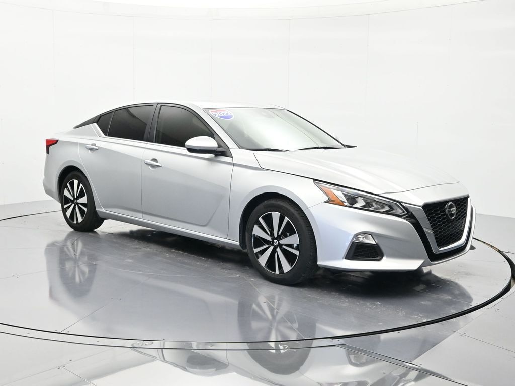 Certified 2022 Nissan Altima 2.5 SV Sedan