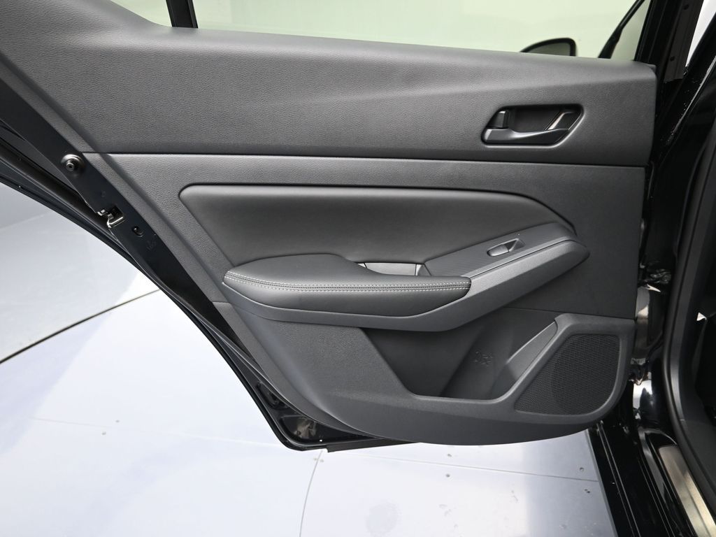 2025 Nissan Altima SV - Photo 22