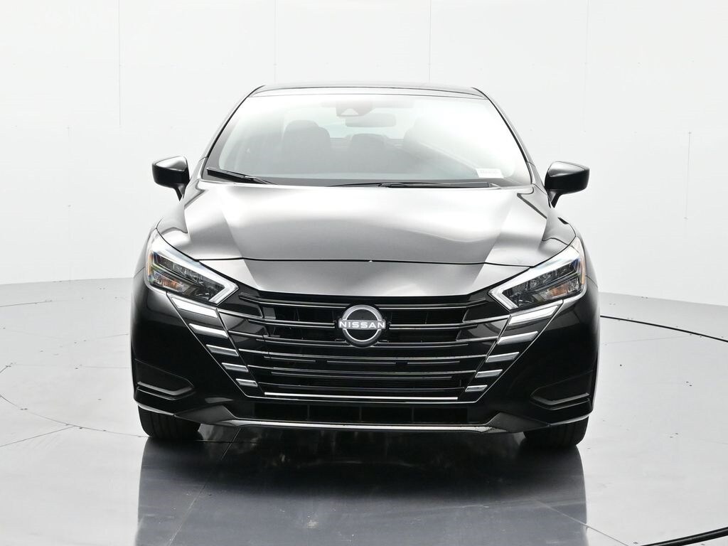 New 2025 Nissan Versa 1.6 SV Sedan