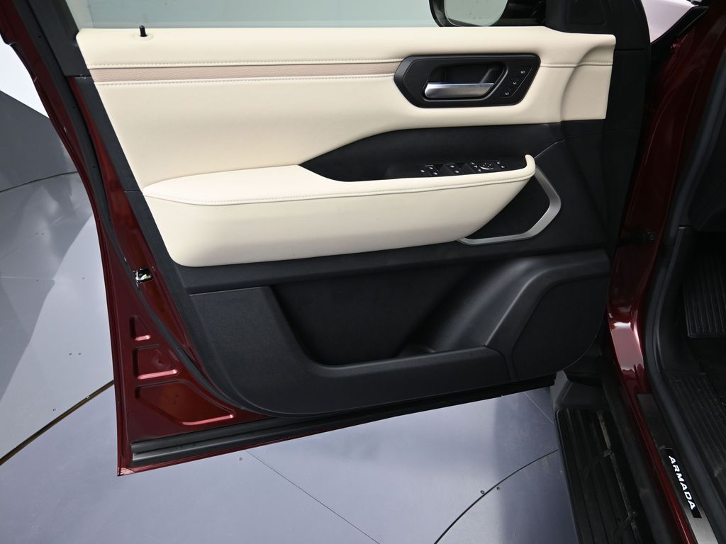 2025 Nissan Armada Platinum - Photo 11