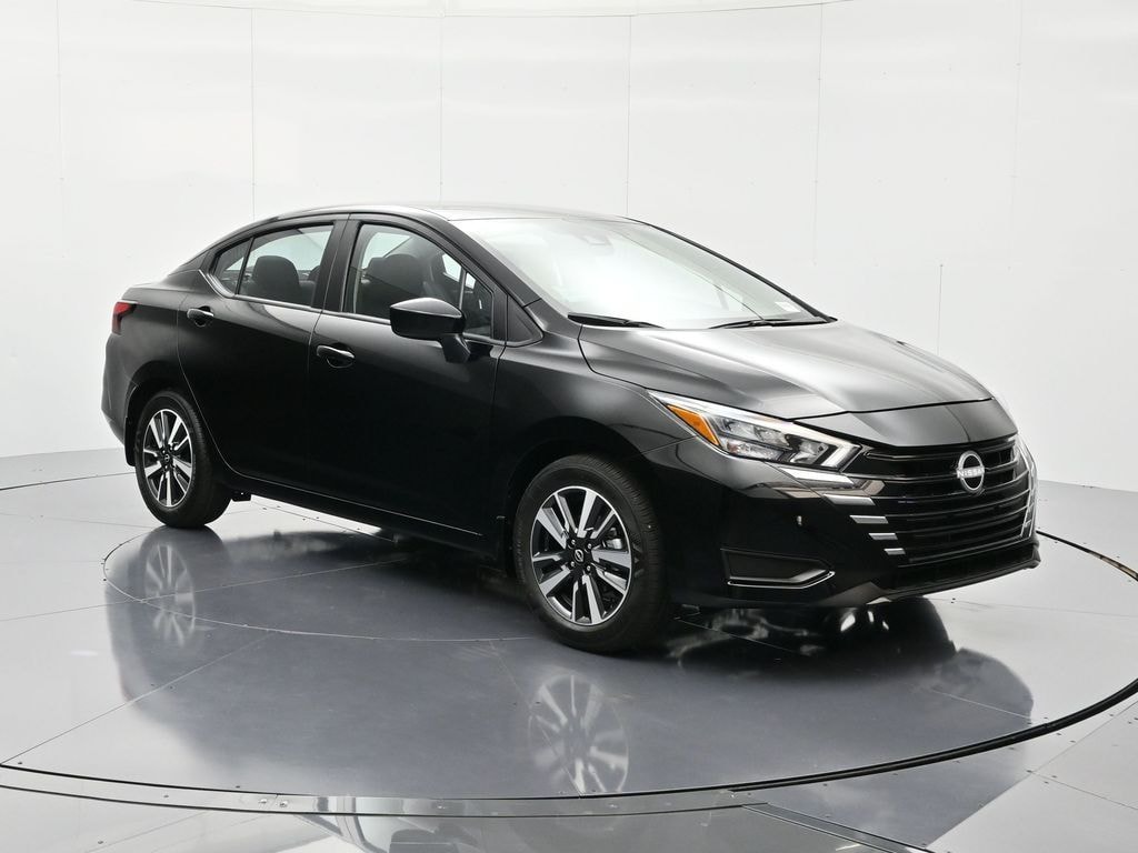 New 2025 Nissan Versa 1.6 SV Sedan