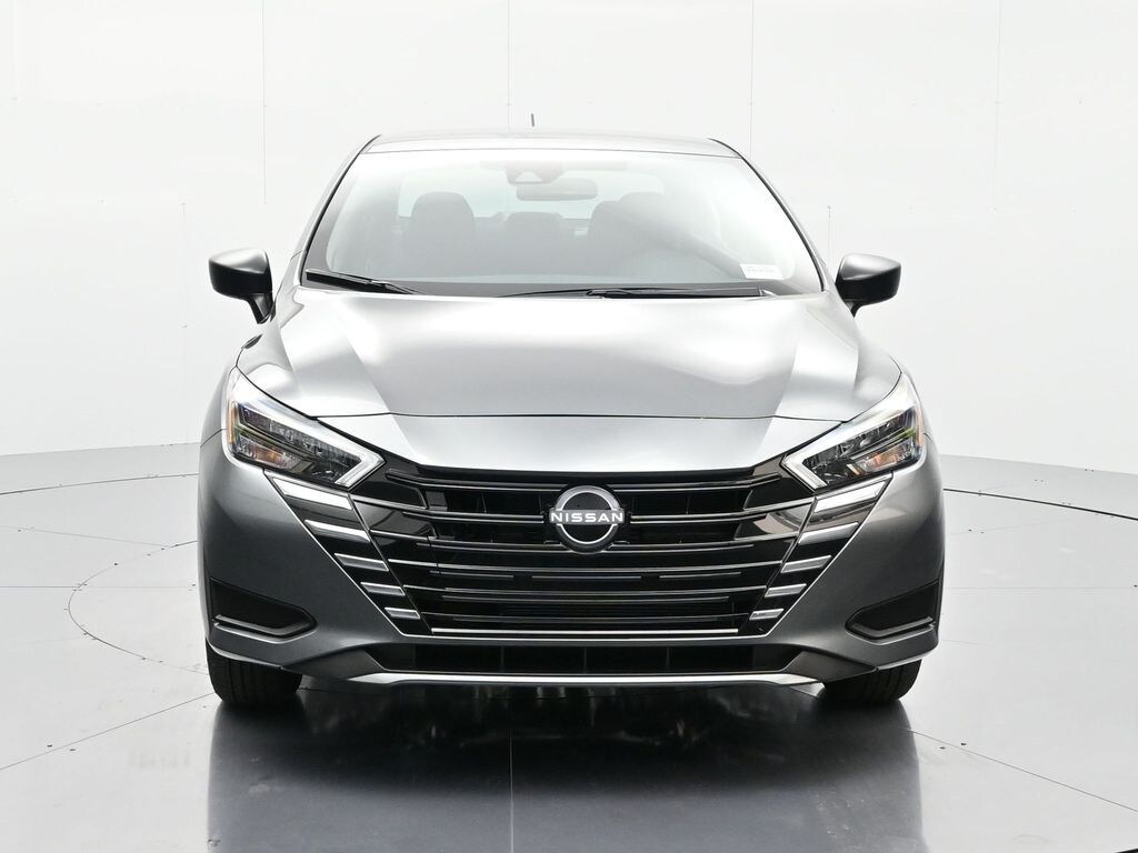 New 2025 Nissan Versa 1.6 S Sedan