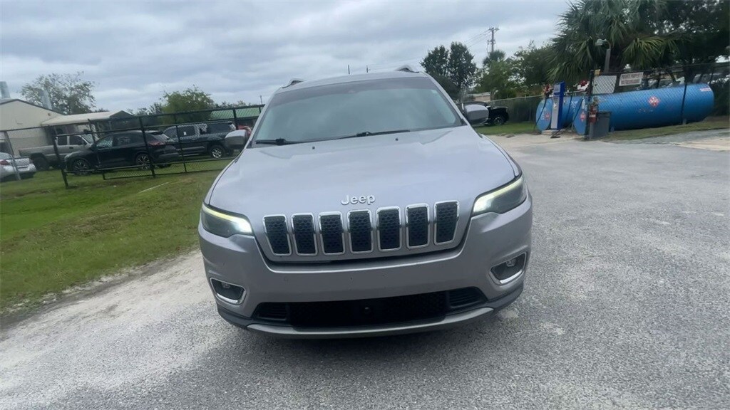 2019 Jeep Cherokee Limited photo 3