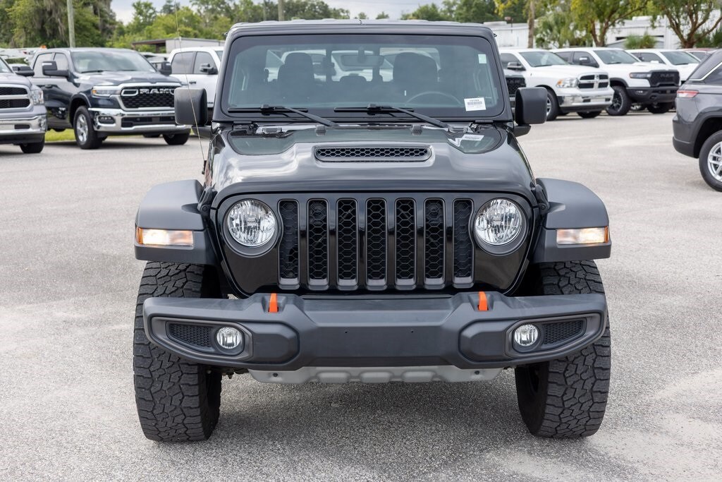 2021 Jeep Gladiator Mojave photo 2