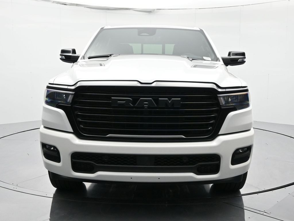 New 2025 Ram 1500 LARAMIE CREW CAB 4X4 5'7 BOX Pickup