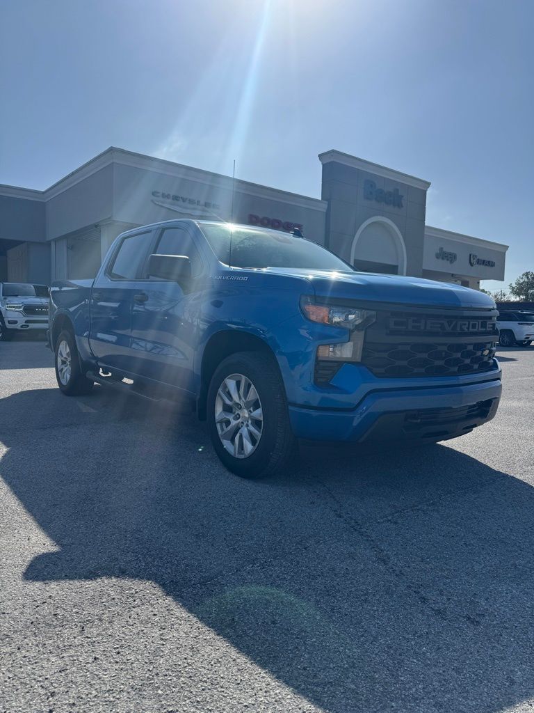 2023 Chevrolet Silverado 1500 Custom
