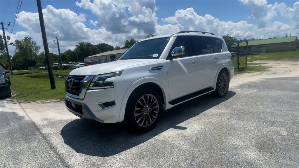 2024 Nissan Armada Platinum photo 2