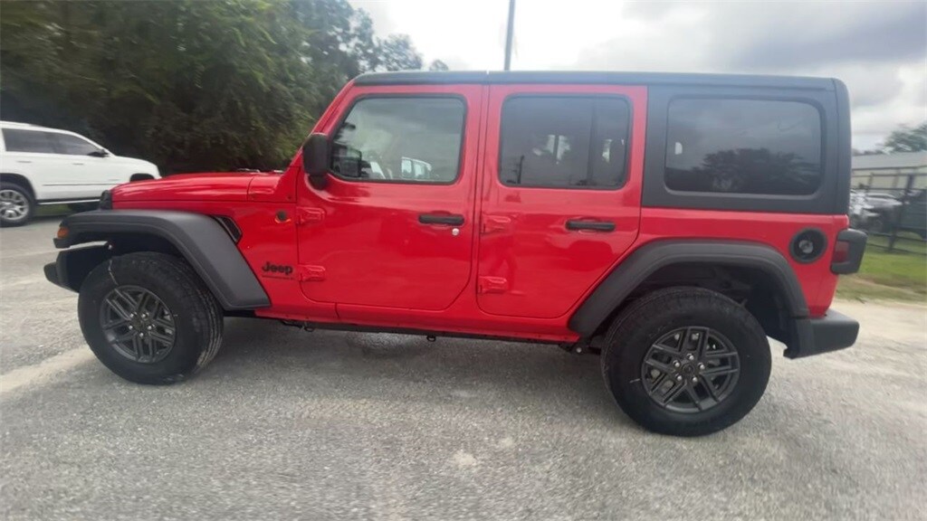 2024 Jeep Wrangler Sport S photo 4