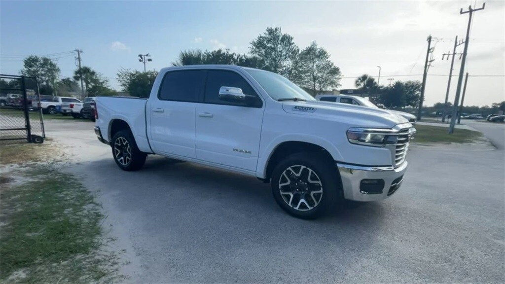 2025 Ram 1500 Laramie photo 2