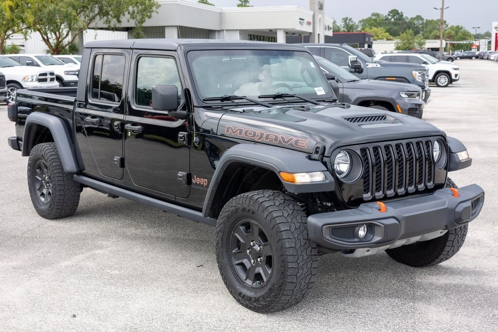 2021 Jeep Gladiator Mojave photo 3