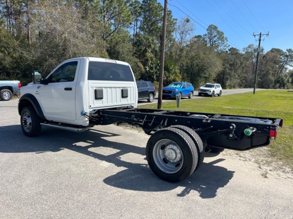 New 2024 Ram 5500 Chassis Cab 5500 TRADESMAN CHASSIS REGULAR CAB 4X4 84' CA Pickup