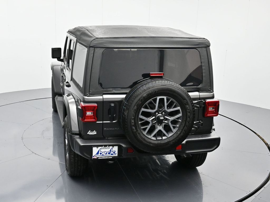 2025 Jeep Wrangler 4-Door Sahara - Photo 37
