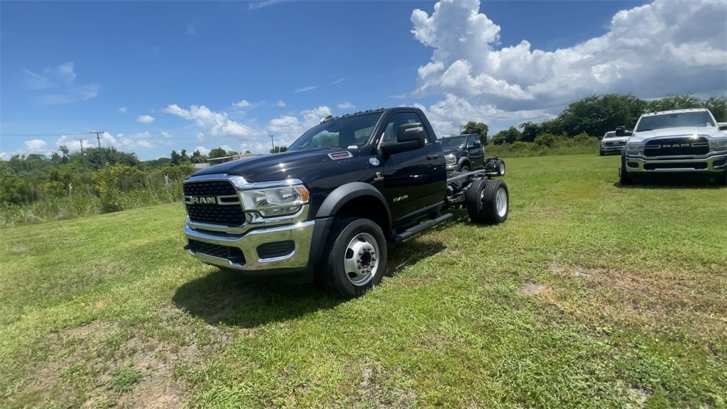 New 2023 Ram 4500 Chassis Cab 4500 SLT CHASSIS REGULAR CAB 4X2 60' CA Pickup