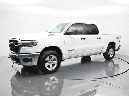 2025 Ram 1500 Big Horn/Lone Star Truck Crew Cab