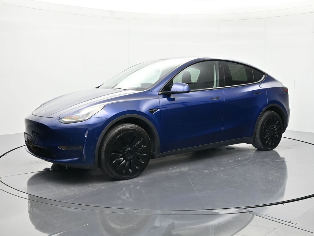 2022 Tesla Model Y Long Range Dual Motor All-Wheel Drive's photo