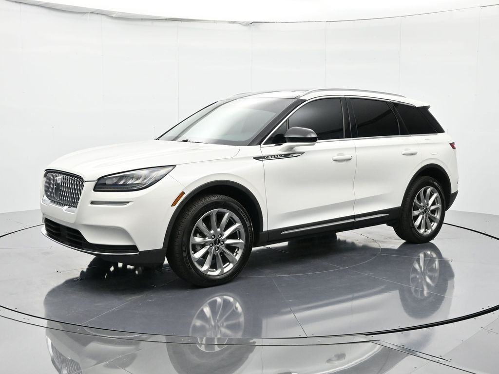 2022 Lincoln Corsair Base's photo