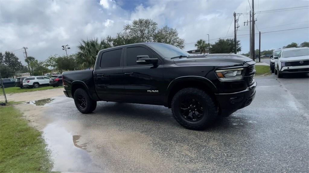 2022 Ram 1500 Laramie photo 2