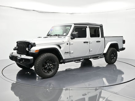 2022 Jeep Gladiator Sport Truck Crew Cab
