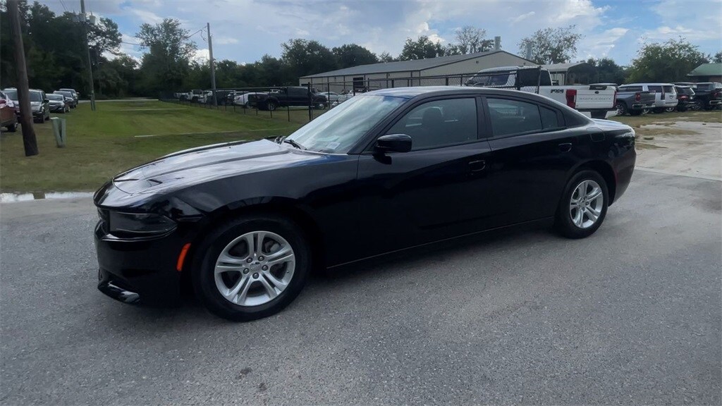 2023 Dodge Charger SXT photo 4