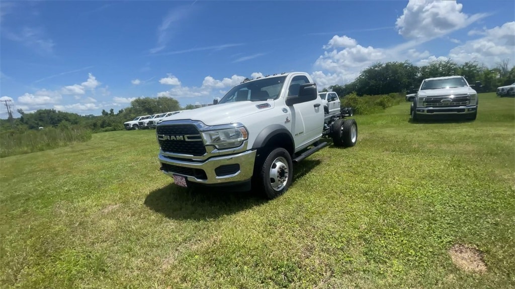 New 2023 Ram 4500 Chassis Cab 4500 SLT CHASSIS REGULAR CAB 4X2 60' CA Pickup