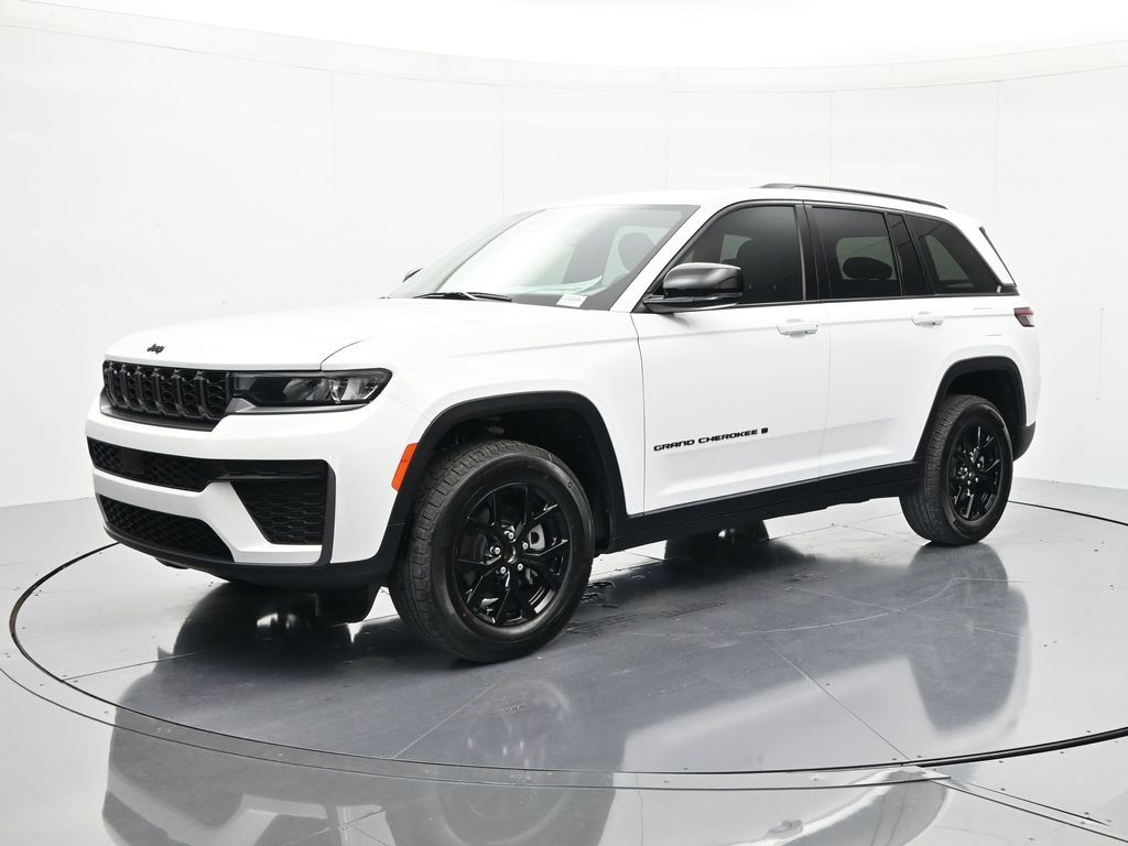 2026 Jeep Grand Cherokee Laredo Altitude 4x4's photo