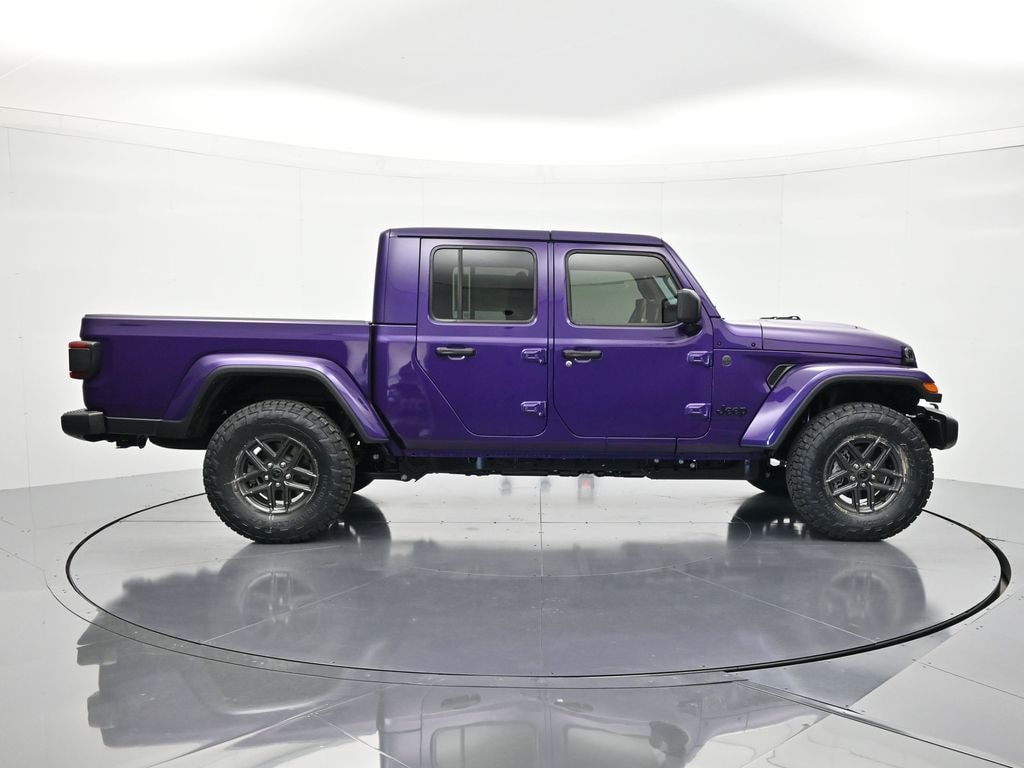 New 2026 Jeep Gladiator SPORT S 4X4 Pickup