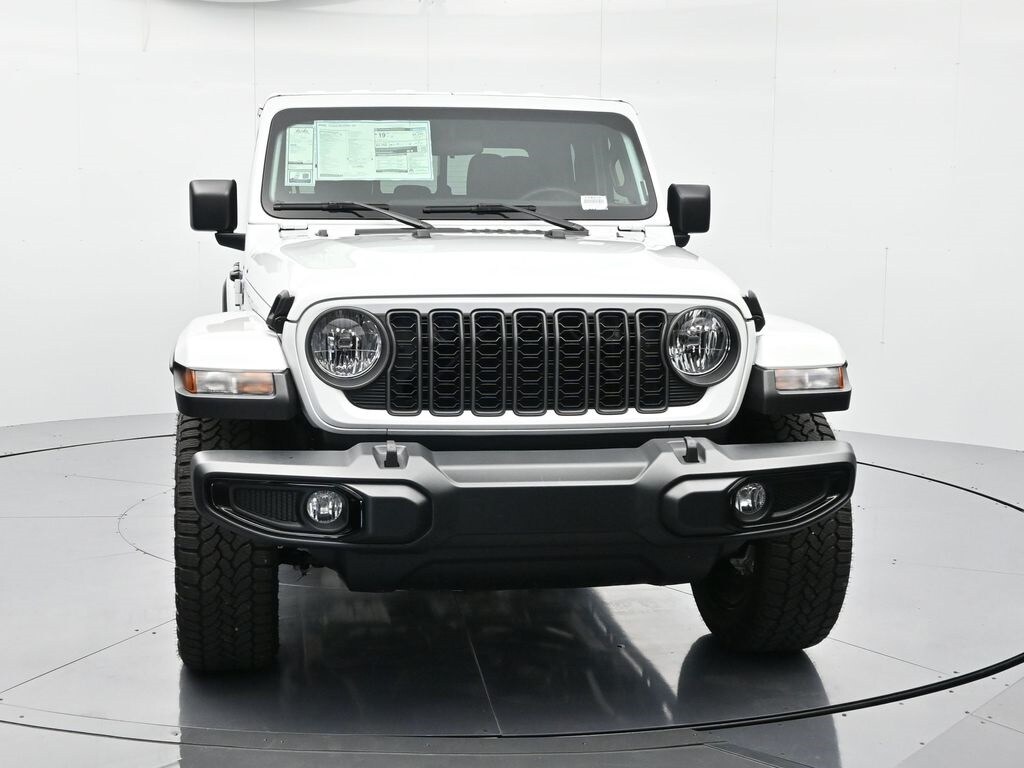 New 2025 Jeep Gladiator NIGHTHAWK 4X4 Pickup