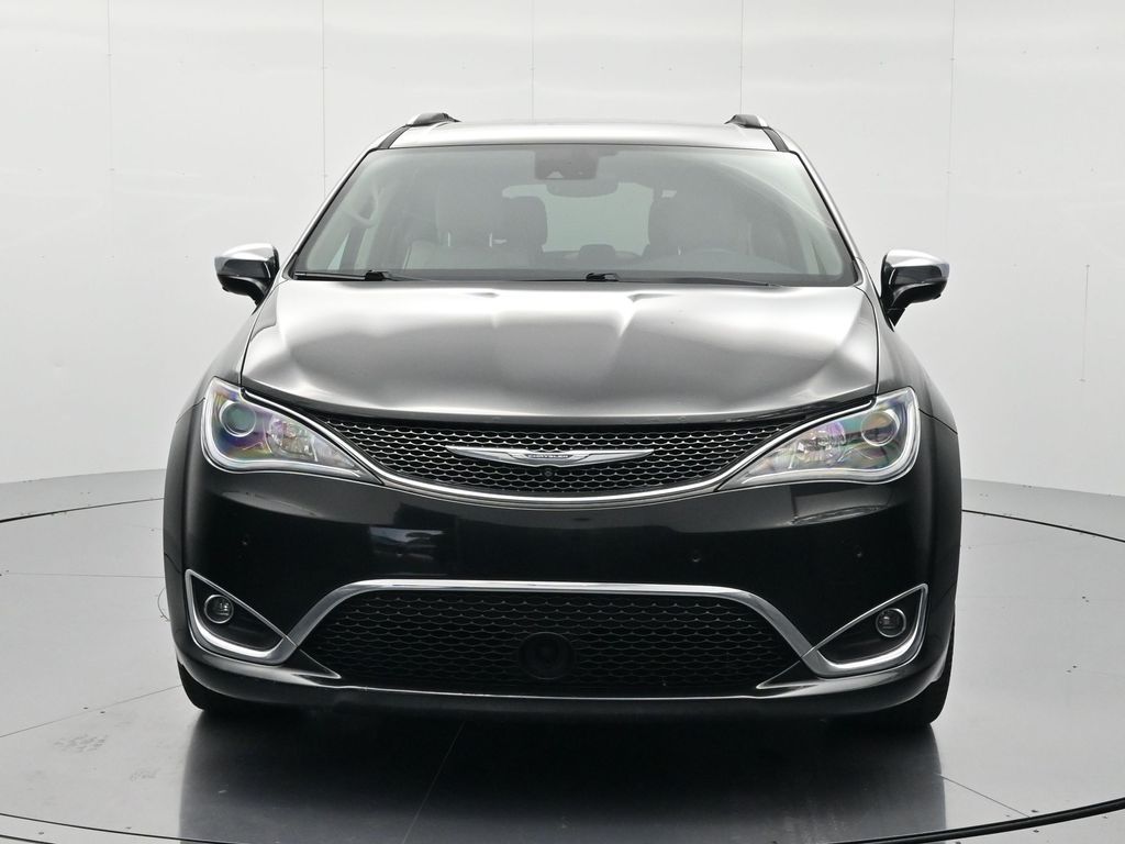 Used 2017 Chrysler Pacifica Limited with VIN 2C4RC1GG8HR620555 for sale in Palatka, FL