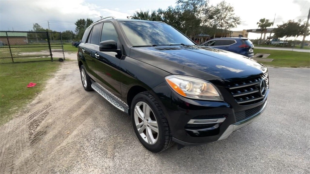 2015 Mercedes Benz ML 350 photo 2