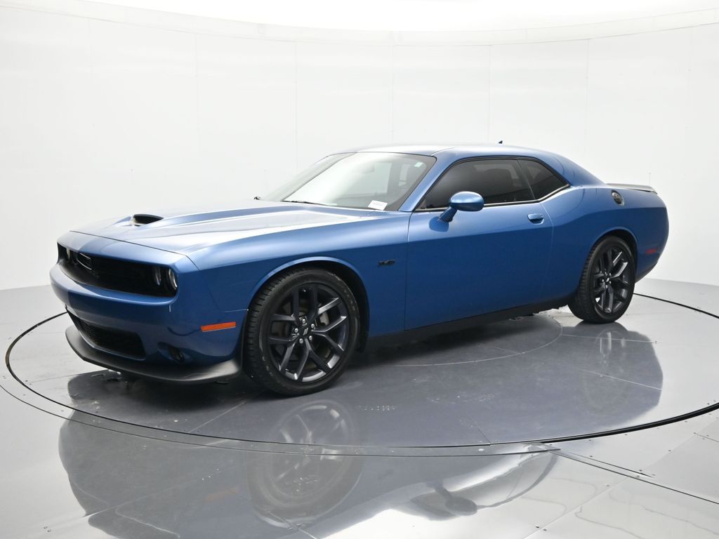 2023 Dodge Challenger R/T's photo