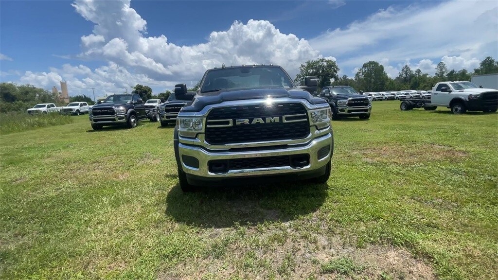 New 2023 Ram 4500 Chassis Cab 4500 SLT CHASSIS REGULAR CAB 4X2 60' CA Pickup