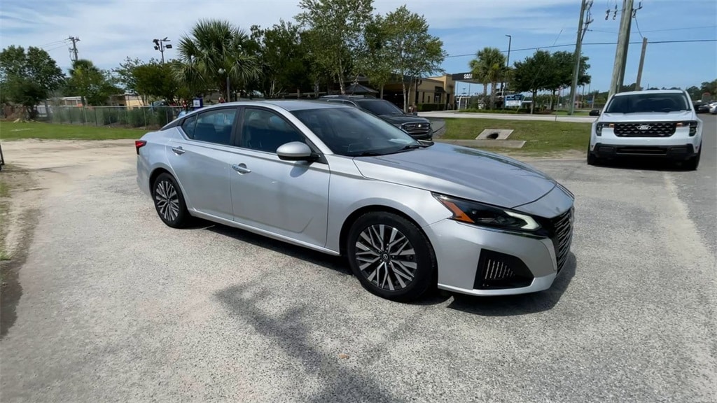 Used 2023 Nissan Altima SV with VIN 1N4BL4DV9PN342837 for sale in Palatka, FL
